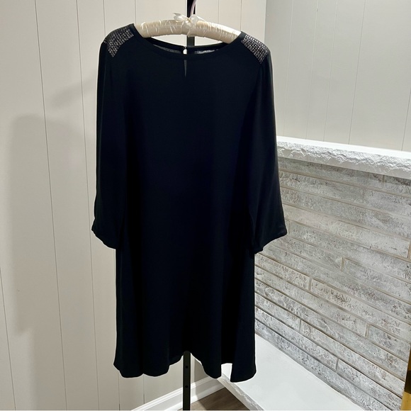Eileen Fisher Elegant Black Silk Crepe Embellished Shoulder Detail Shift Dress S